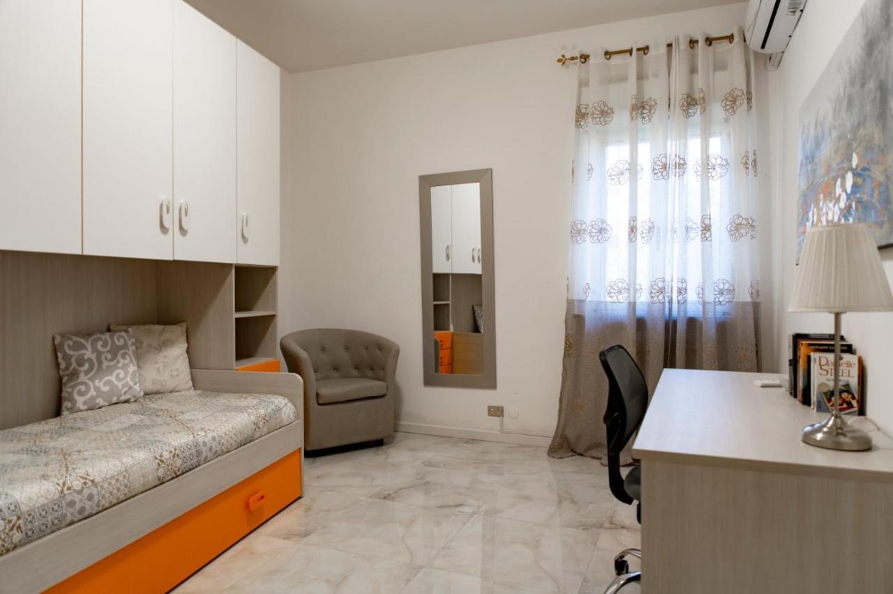 Ferienwohnung Madrigio... A Casa Propria Casamassima Exterior foto