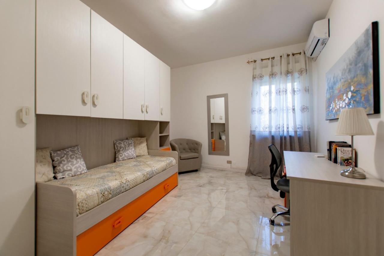 Ferienwohnung Madrigio... A Casa Propria Casamassima Exterior foto